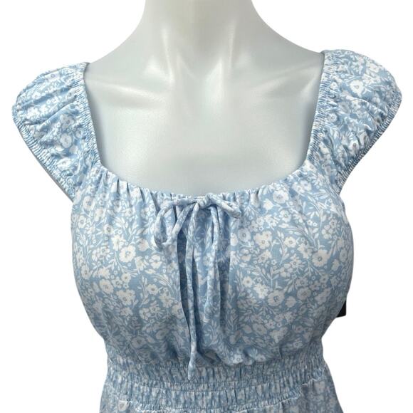 NEW No Boundaries Blue Floral Peasant Smocked Short Puff Sleeve Mini Dress Sz S - Picture 3 of 5